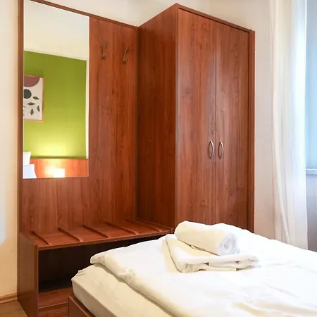 Elbhang Mit Stellplatz Appartement Königstein an der Elbe