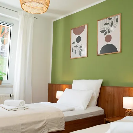Elbhang Mit Stellplatz Appartement